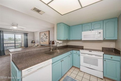 Condo in Rockledge, Florida, 2 bedrooms  № 1769416 - photo 2