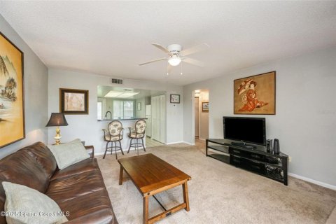 Condo in Rockledge, Florida, 2 bedrooms  № 1769416 - photo 10