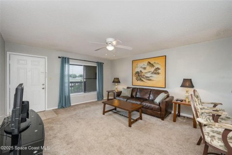 Condo in Rockledge, Florida, 2 bedrooms  № 1769416 - photo 8