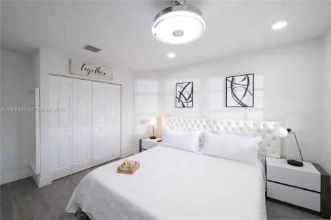 Купить виллу или дом в Майами, Флорида 4 спальни, 244.7м2, № 2051515 - фото 13