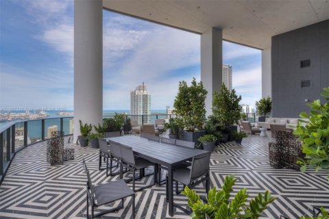 Condo in Miami, Florida  № 1951793 - photo 25