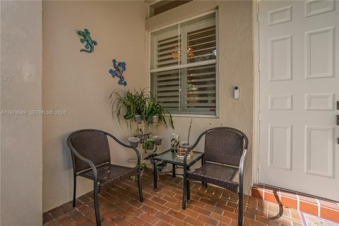 Villa ou maison à vendre à Hollywood, Floride: 3 chambres, 205.69 m2 № 2175112 - photo 27