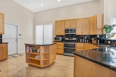 Villa ou maison à vendre à Hollywood, Floride: 3 chambres, 205.69 m2 № 2175112 - photo 7