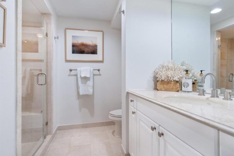 Copropriété à vendre à Longboat Key, Floride: 3 chambres, 283.72 m2 № 1525565 - photo 29