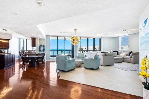 Copropriété à vendre à Longboat Key, Floride: 3 chambres, 283.72 m2 № 1525565 - photo 5