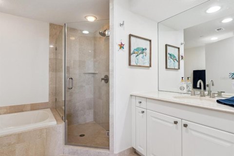 Copropriété à vendre à Longboat Key, Floride: 3 chambres, 283.72 m2 № 1525565 - photo 27