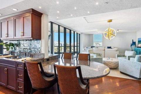 Copropriété à vendre à Longboat Key, Floride: 3 chambres, 283.72 m2 № 1525565 - photo 15