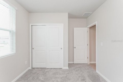 Villa ou maison à louer à Zephyrhills, Floride: 3 chambres, 139.91 m2 № 2116412 - photo 11