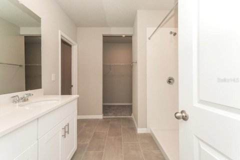 Villa ou maison à louer à Zephyrhills, Floride: 3 chambres, 139.91 m2 № 2116412 - photo 9