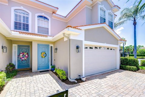 Townhouse in Palm Harbor, Florida 3 bedrooms, 235.79 sq.m. № 1777345 - photo 3