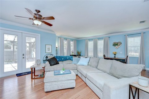 Townhouse in Palm Harbor, Florida 3 bedrooms, 235.79 sq.m. № 1777345 - photo 10