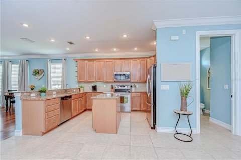 Townhouse in Palm Harbor, Florida 3 bedrooms, 235.79 sq.m. № 1777345 - photo 15