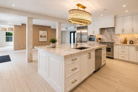 Villa ou maison à vendre à North Miami Beach, Floride: 4 chambres, 330.36 m2 № 2250284 - photo 10