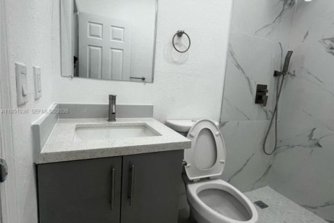 Apartment in Hialeah, Florida 3 bedrooms, 88.54 sq.m. № 2062150 - photo 9