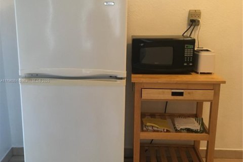 Купить кондоминиум в Майами-Бич, Флорида 1 спальня, 52.3м2, № 1943056 - фото 16