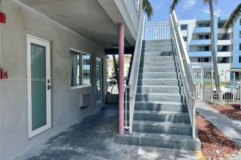 Купить кондоминиум в Майами-Бич, Флорида 1 спальня, 52.3м2, № 1943056 - фото 26