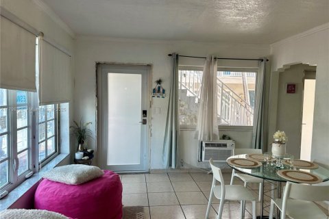 Купить кондоминиум в Майами-Бич, Флорида 1 спальня, 52.3м2, № 1943056 - фото 7