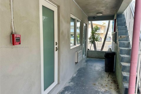 Купить кондоминиум в Майами-Бич, Флорида 1 спальня, 52.3м2, № 1943056 - фото 22