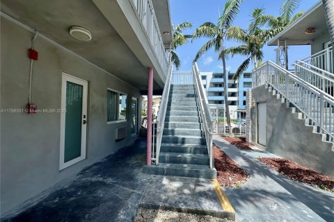 Купить кондоминиум в Майами-Бич, Флорида 1 спальня, 52.3м2, № 1943056 - фото 27