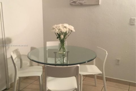 Купить кондоминиум в Майами-Бич, Флорида 1 спальня, 52.3м2, № 1943056 - фото 9