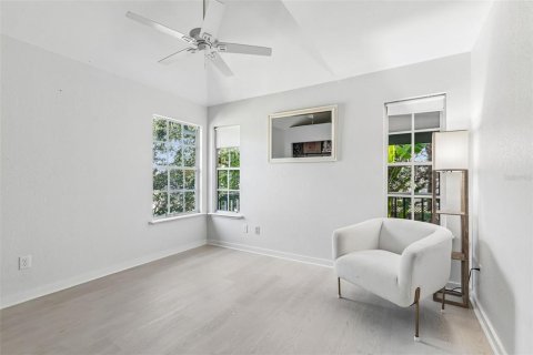 House in Palm Harbor, Florida 3 bedrooms, 196.21 sq.m. № 2117277 - photo 30