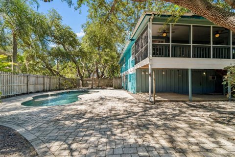 House in Palm Harbor, Florida 3 bedrooms, 196.21 sq.m. № 2117277 - photo 8