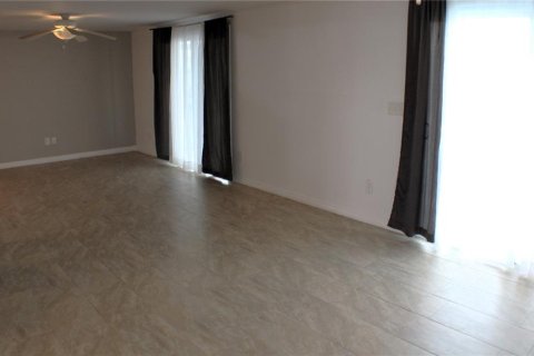 Купить виллу или дом в Гудзон, Флорида 5 комнат, 154.59м2, № 1857778 - фото 20