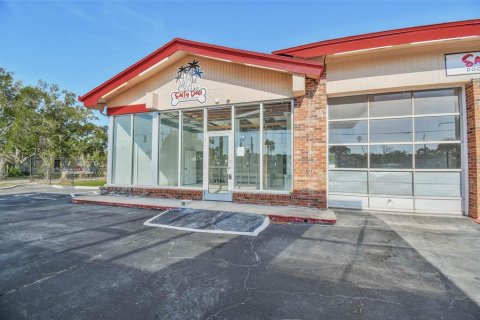 Propiedad comercial en venta en Dunedin, Florida, 163.51 m2 № 2302808 - foto 11