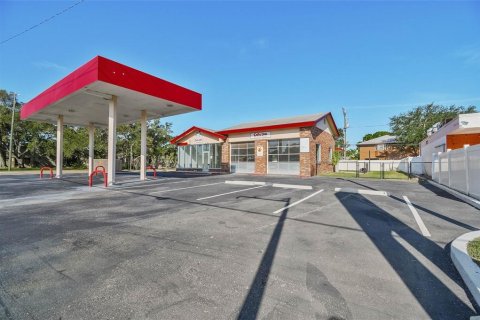 Propiedad comercial en venta en Dunedin, Florida, 163.51 m2 № 2302808 - foto 6