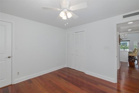 Casa en venta en Port Richey, Florida, 3 dormitorios, 292.83 m2 № 1662363 - foto 29