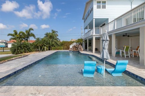 Casa en venta en Port Richey, Florida, 3 dormitorios, 292.83 m2 № 1662363 - foto 6