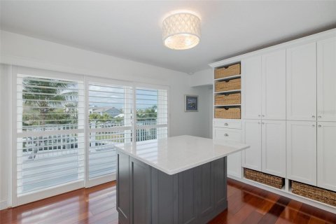 Casa en venta en Port Richey, Florida, 3 dormitorios, 292.83 m2 № 1662363 - foto 21