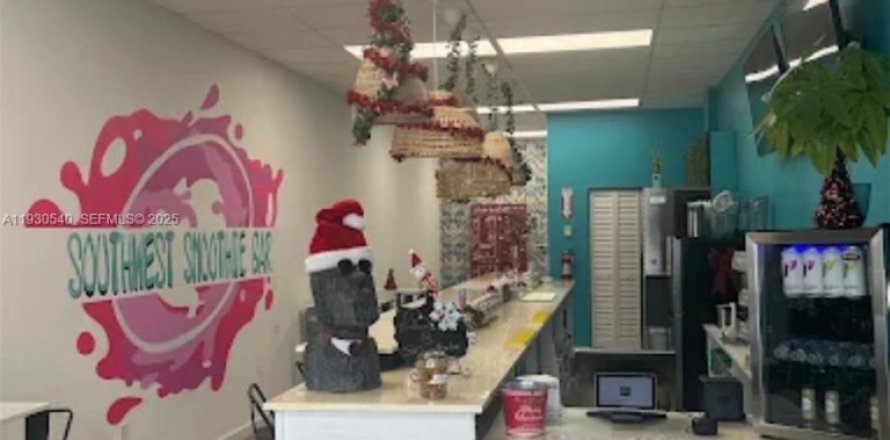 Propiedad comercial en Miami, Florida № 1991736