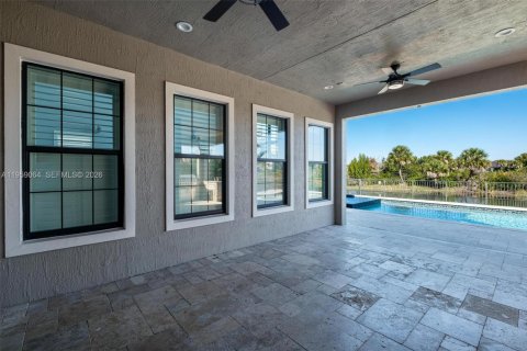 House in Parkland, Florida 5 bedrooms, 343.27 sq.m. № 2017840 - photo 30