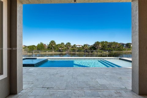 House in Parkland, Florida 5 bedrooms, 343.27 sq.m. № 2017840 - photo 26