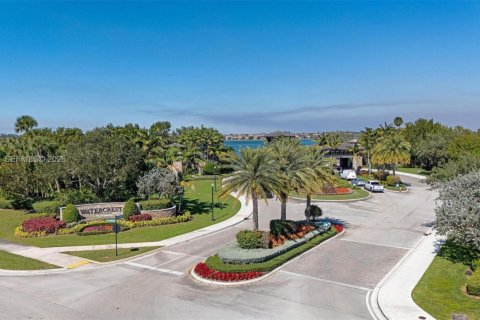 House in Parkland, Florida 5 bedrooms, 343.27 sq.m. № 2017840 - photo 8