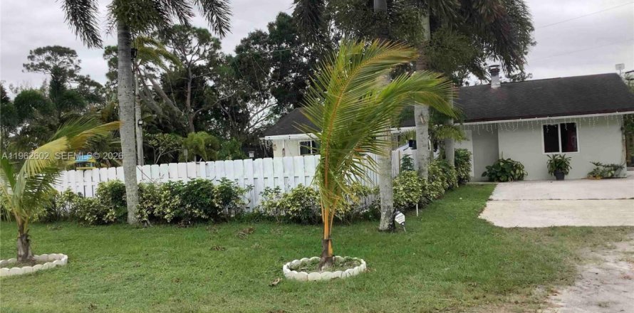 Villa ou maison à Lake Worth, Floride 2 chambres, 151.43 m2 № 2023789