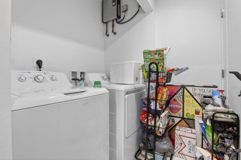 Купить таунхаус в Дания-Бич, Флорида 3 комнаты, 147.06м2, № 2434379 - фото 13