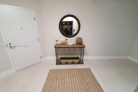 Copropriété à louer à North Miami Beach, Floride: 3 chambres, 144.65 m2 № 2242906 - photo 2
