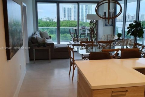 Copropriété à louer à North Miami Beach, Floride: 3 chambres, 144.65 m2 № 2242906 - photo 4