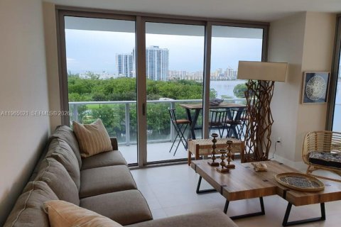 Copropriété à louer à North Miami Beach, Floride: 3 chambres, 144.65 m2 № 2242906 - photo 11