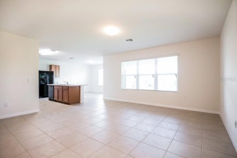 Casa en alquiler en Cape Coral, Florida, 4 dormitorios, 194.17 m2 № 1815336 - foto 3