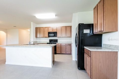 Casa en alquiler en Cape Coral, Florida, 4 dormitorios, 194.17 m2 № 1815336 - foto 4