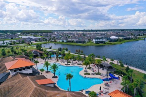 Снять в аренду таунхаус в Киссимми, Флорида 3 спальни, 148.92м2, № 2020326 - фото 3