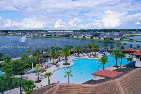 Снять в аренду таунхаус в Киссимми, Флорида 3 спальни, 148.92м2, № 2020326 - фото 2