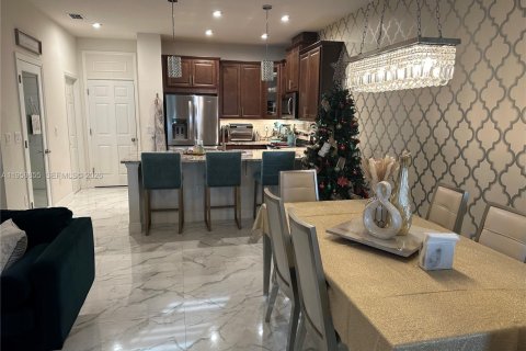 Снять в аренду таунхаус в Киссимми, Флорида 3 спальни, 148.92м2, № 2020326 - фото 21