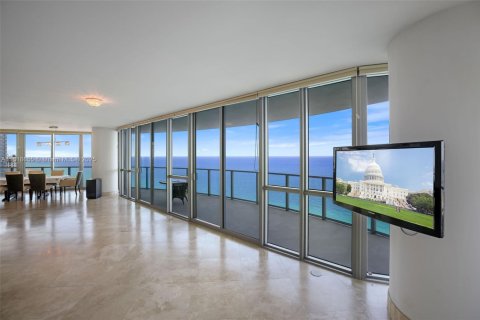 Copropriété à vendre à Hollywood, Floride: 3 chambres, 287.16 m2 № 2186015 - photo 10