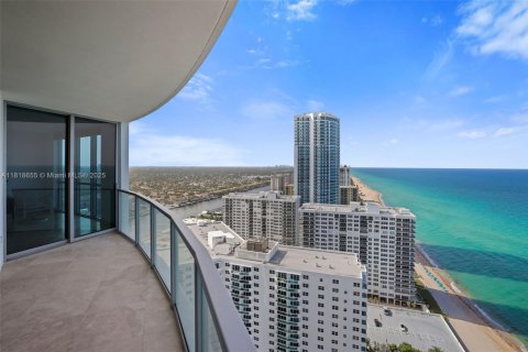 Copropriété à vendre à Hollywood, Floride: 3 chambres, 287.16 m2 № 2186015 - photo 28