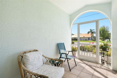 House in Punta Gorda, Florida 3 bedrooms, 142.23 sq.m. № 1723548 - photo 5