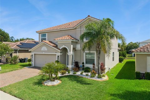 House in Davenport, Florida 4 bedrooms, 226.68 sq.m. № 2202586 - photo 2